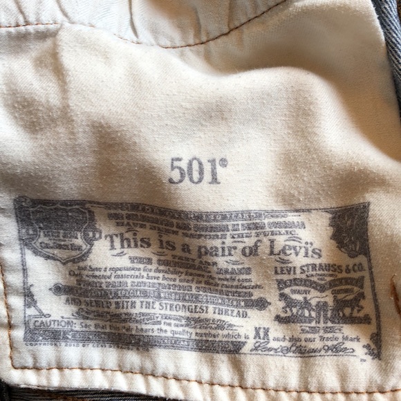 Levi’s 501 Button Fly Jeans (Unisex) sz34x32 - Picture 9 of 9